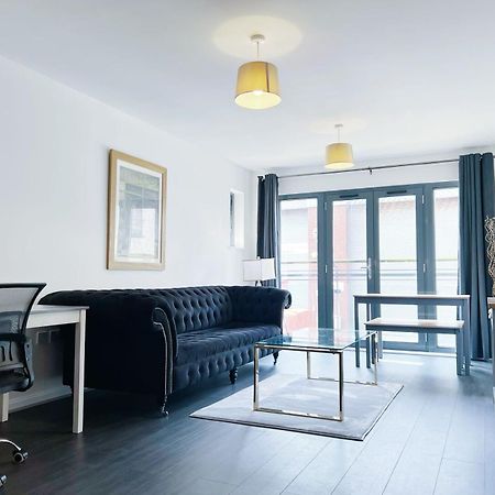 Comfort Seaside Two-Bedroom Apt Swansea Exteriör bild