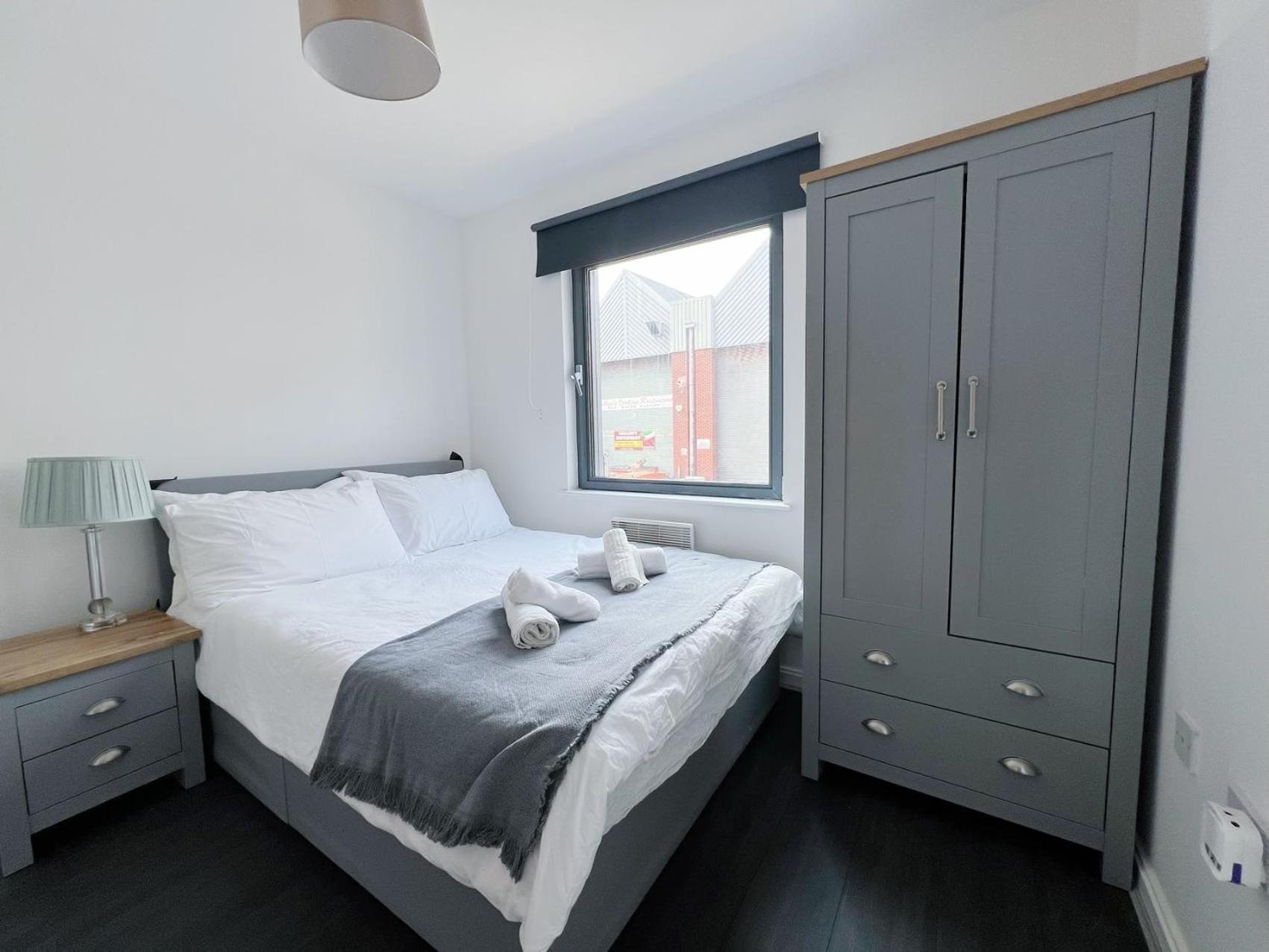 Comfort Seaside Two-Bedroom Apt Swansea Exteriör bild