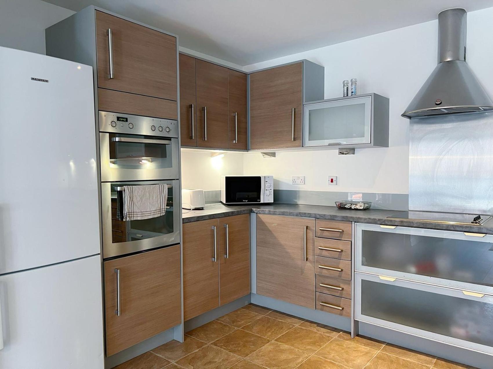 Comfort Seaside Two-Bedroom Apt Swansea Exteriör bild